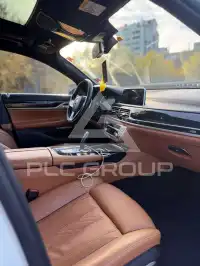 2016 BMW 740