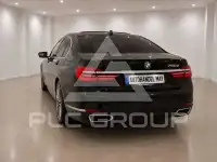 2016 BMW 740