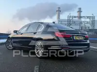 2016 BMW 740