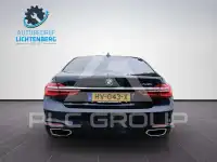 2016 BMW 740