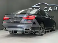 2016 BMW 740