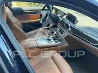 2016 BMW 740