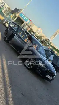 2016 BMW 740
