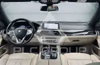 2016 BMW 740
