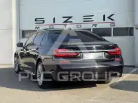 2016 BMW 740