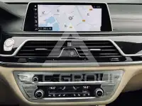 2016 BMW 740