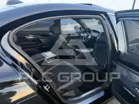 2016 BMW 740