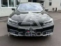 2016 BMW 740