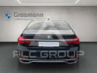 2016 BMW 740