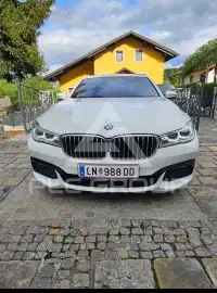 2016 BMW 740