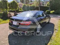 2016 BMW 740