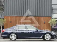 2016 BMW 740
