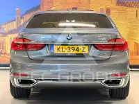 2016 BMW 750