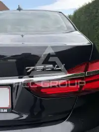 2016 BMW 750