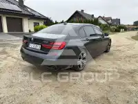 2016 BMW 750