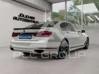 2016 BMW 750