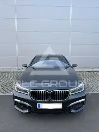 2016 BMW 750