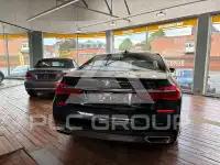 2016 BMW 750
