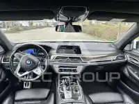 2017 BMW 750