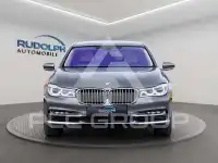 2016 BMW 750