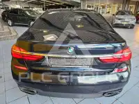 2016 BMW 750
