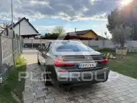 2016 BMW 750