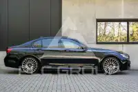 2016 BMW 750