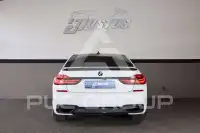 2016 BMW 750