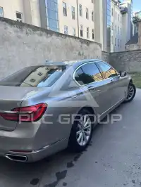 2016 BMW 730