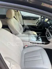 2016 BMW 730