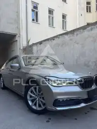 2016 BMW 730