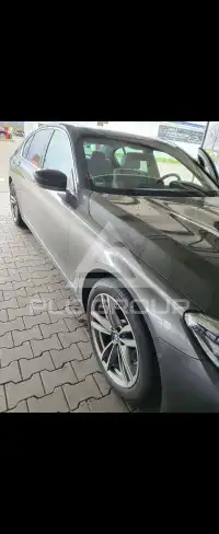2016 BMW 730