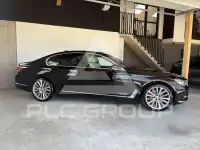 2016 BMW 730
