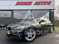 2016 BMW 318