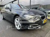 2016 BMW 318