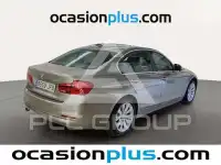 2016 BMW 318