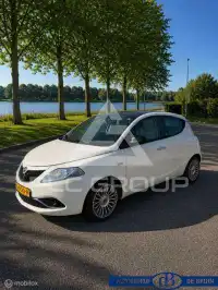 2016 Lancia YPSILON