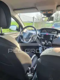 2016 Lancia YPSILON
