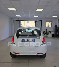 2016 Lancia YPSILON