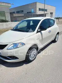 2016 Lancia YPSILON