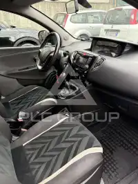 2016 Lancia YPSILON
