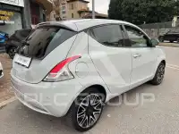 2016 Lancia YPSILON