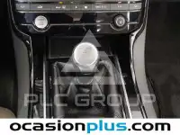 2016 Jaguar XE