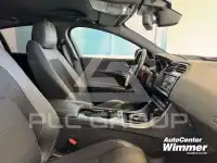 2016 Jaguar XE