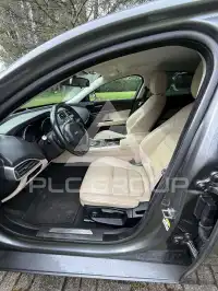 2016 Jaguar XE
