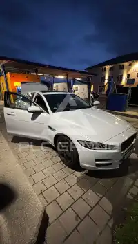 2016 Jaguar XE
