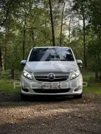 2016 Mercedes Benz V 220
