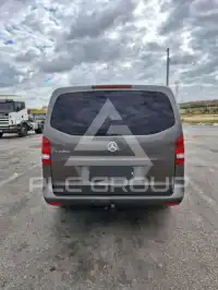 2016 Mercedes Benz V 220