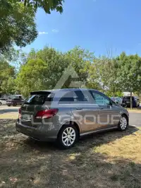 2016 Mercedes Benz B 180