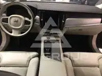 2016 Volvo V90